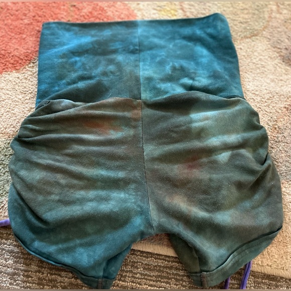 Flowerpot Handmade cinch shorts - Picture 4 of 4